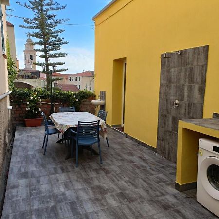 Villa Casa Ribes à Santo Stefano al Mare Extérieur photo